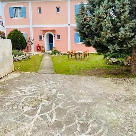 Guest house Lili Galaxidi